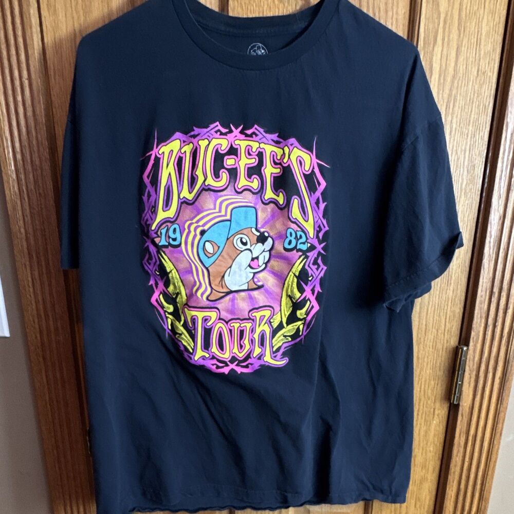 Buccees Adult Unisex XL Black T-shirt, Buccees Tour